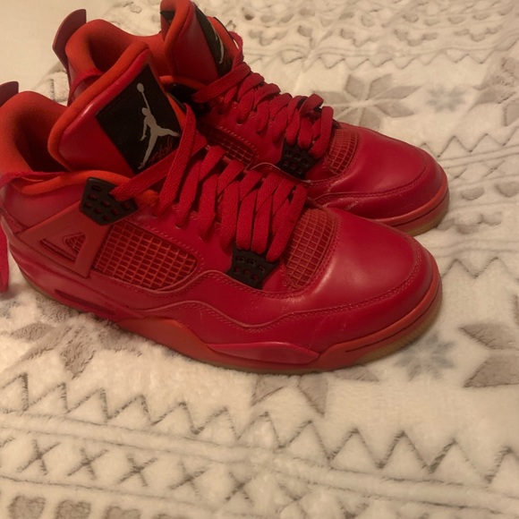 Meet your Posher, Aaron - Picture 2 of 5